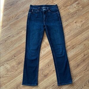 MOTHER Indigo Denim Jeans

Disco Dolls